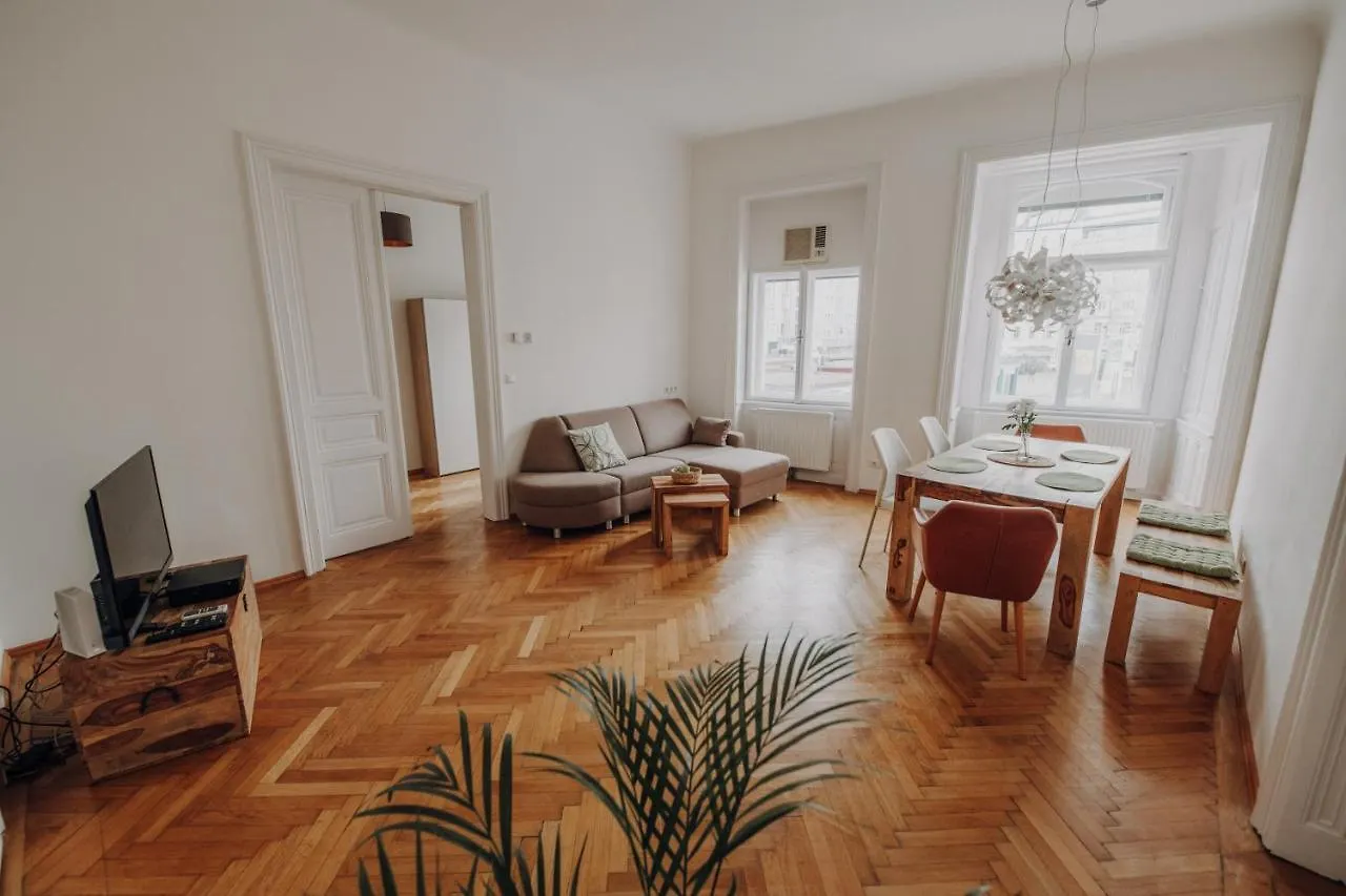 Karmelita Apartment Vienna 0*,  Austria