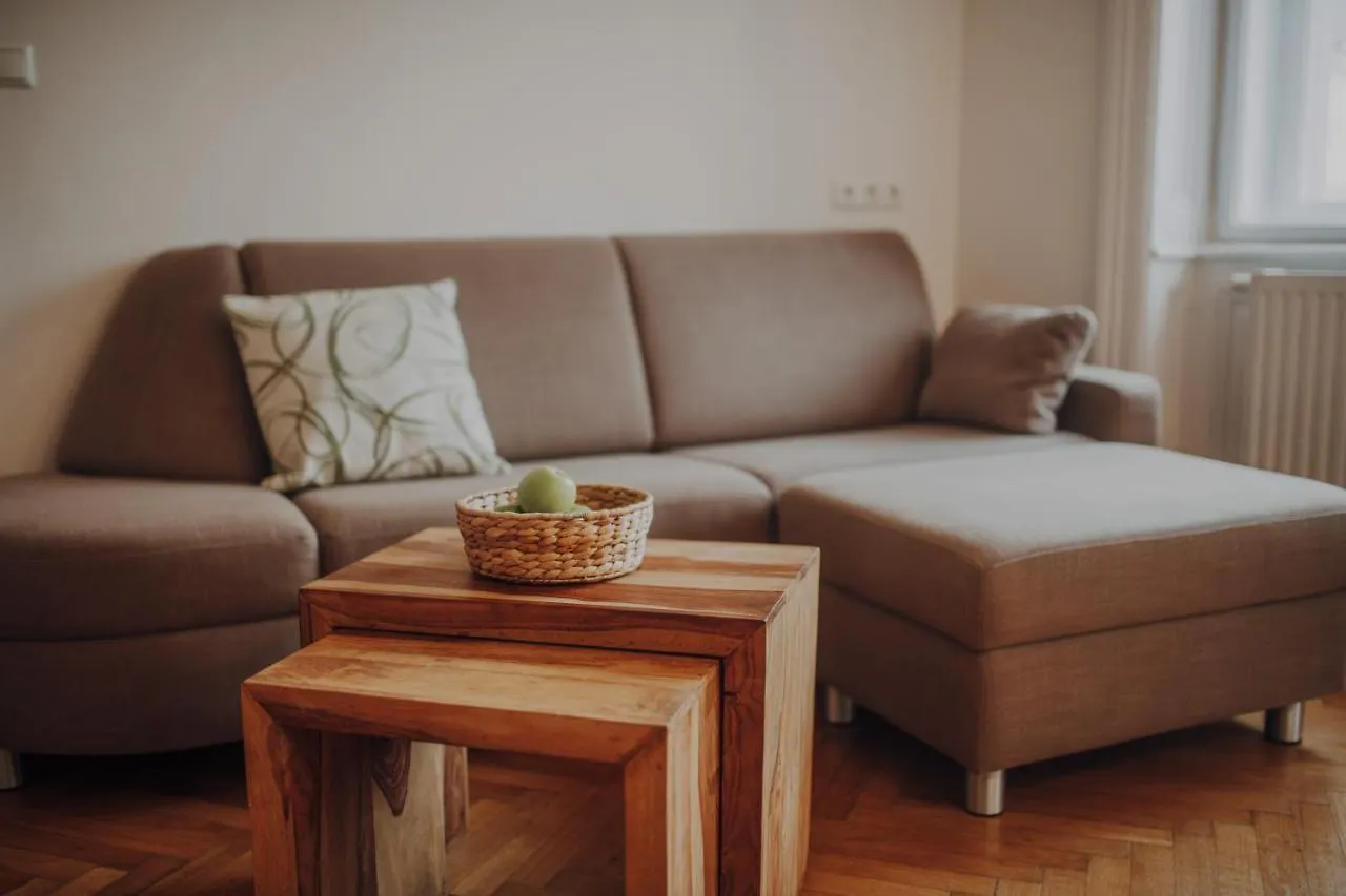 Karmelita Apartment Vienna 0*,  Austria