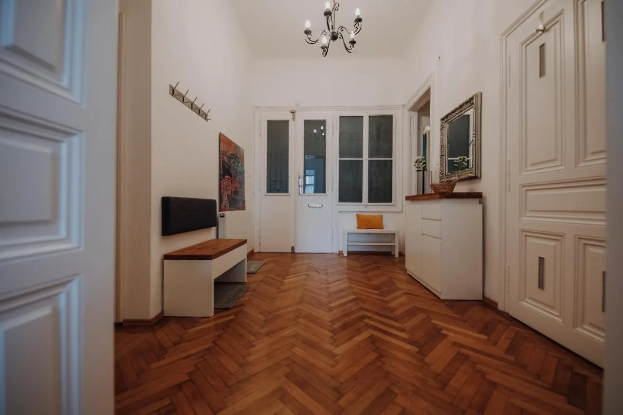 Karmelita Apartment Vienna 0*,  Austria
