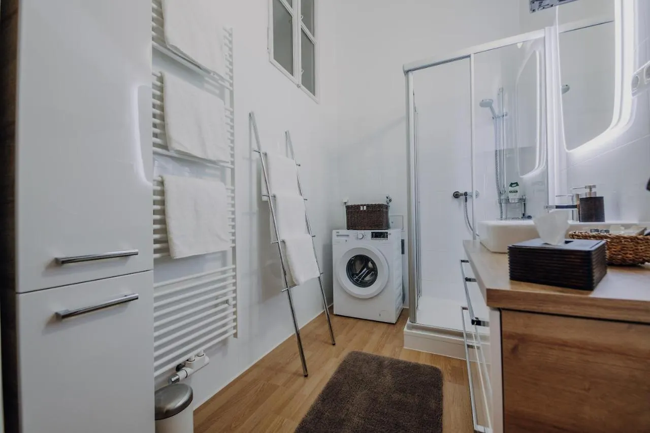 Karmelita Apartment Vienna