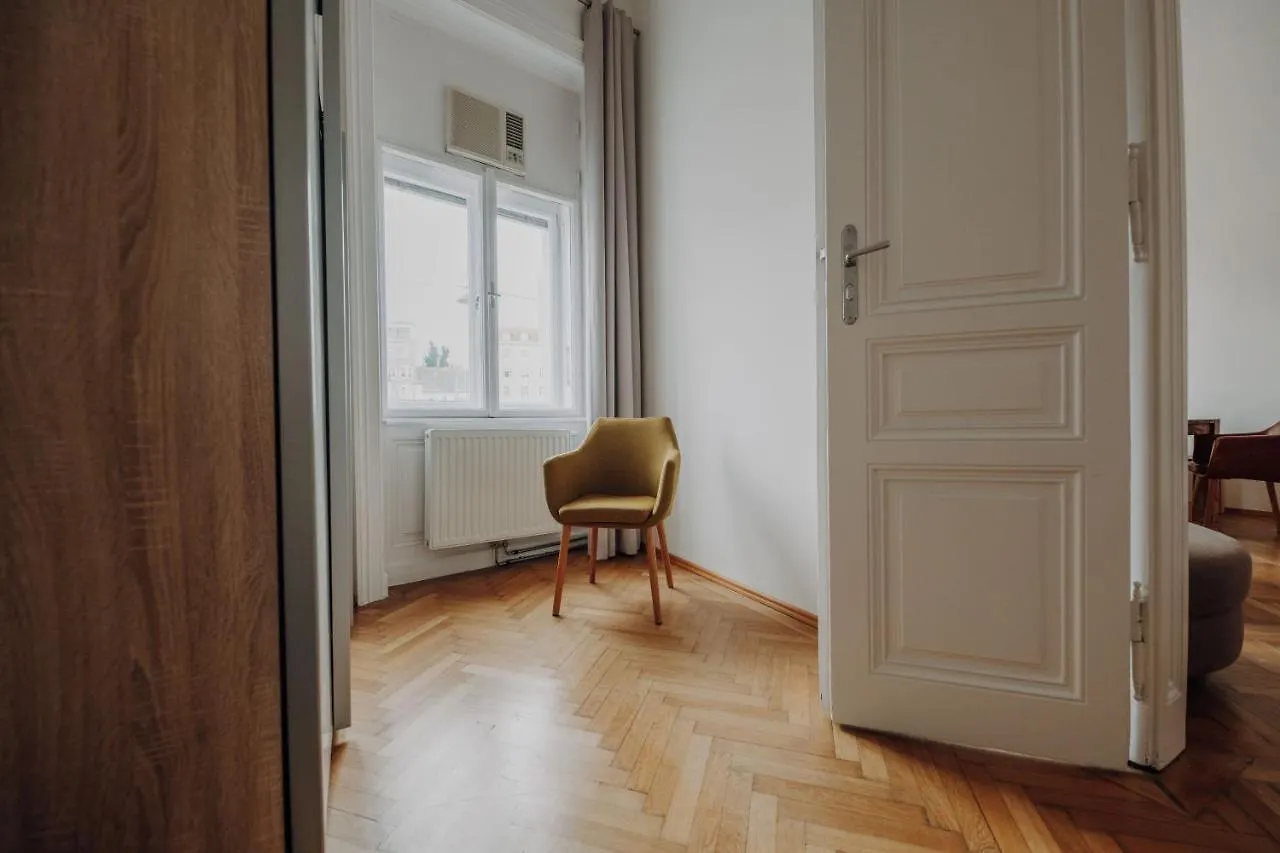 Karmelita Apartment Vienna 0*,